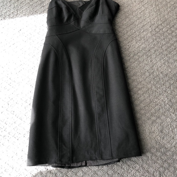 Nanette Lepore cut out back dress, size 4 - Picture 3 of 6